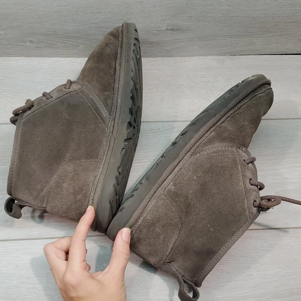 Ugg Australia Neumel Mens 3236 Ankle Leather Chukka Boots shoes sz 11